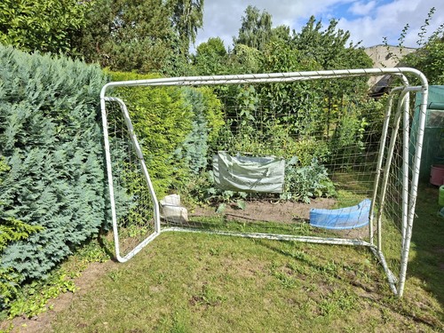 Fussballtore zu - 2, x